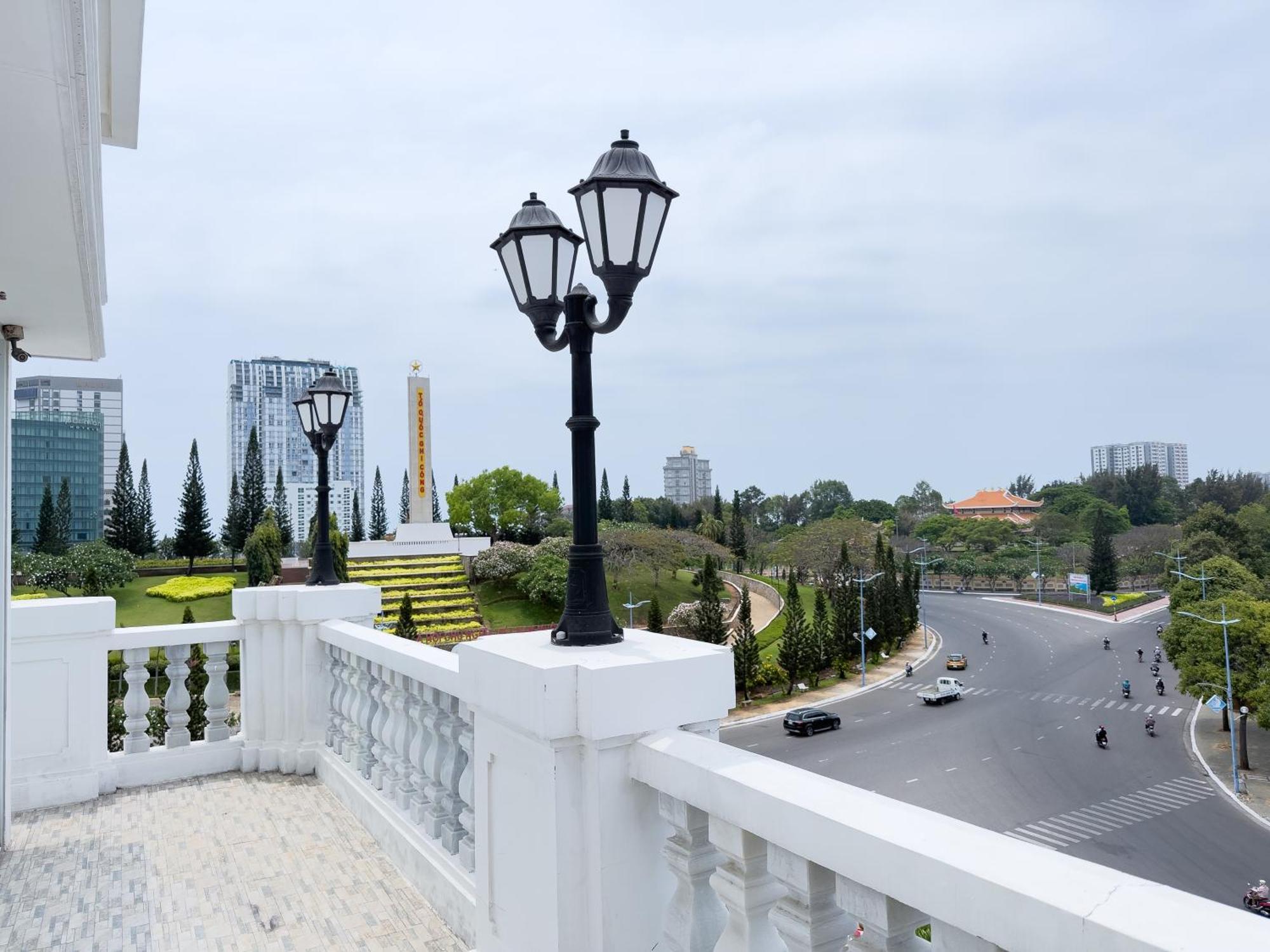 Phoenix Hotel Вунг Тау Екстериор снимка
