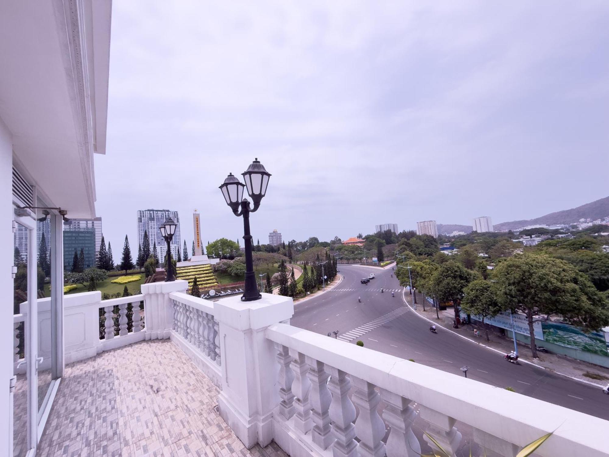 Phoenix Hotel Вунг Тау Екстериор снимка