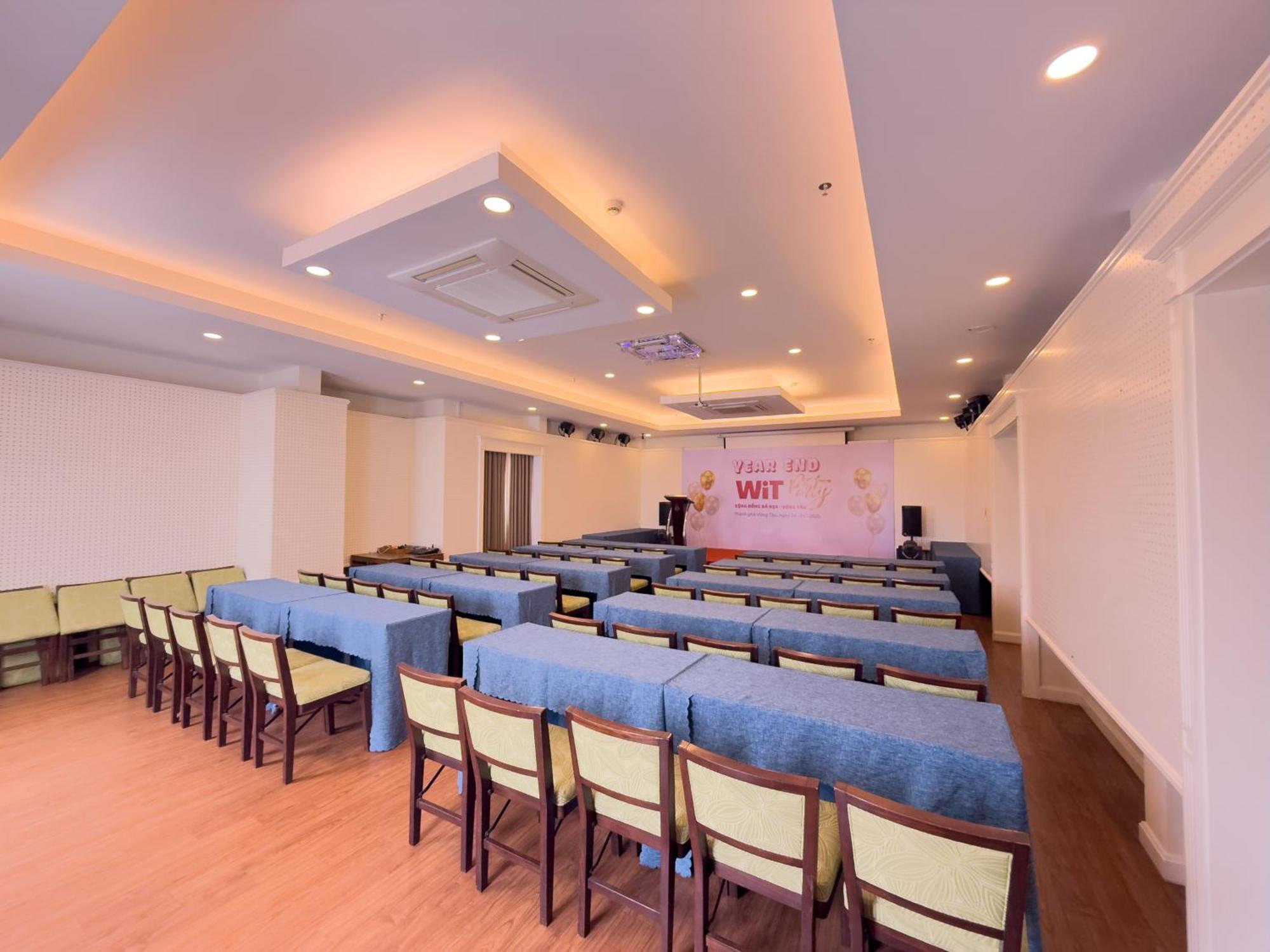 Phoenix Hotel Вунг Тау Екстериор снимка